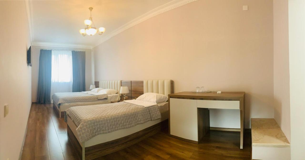 David'S Guest House Kobuleti ภายนอก รูปภาพ